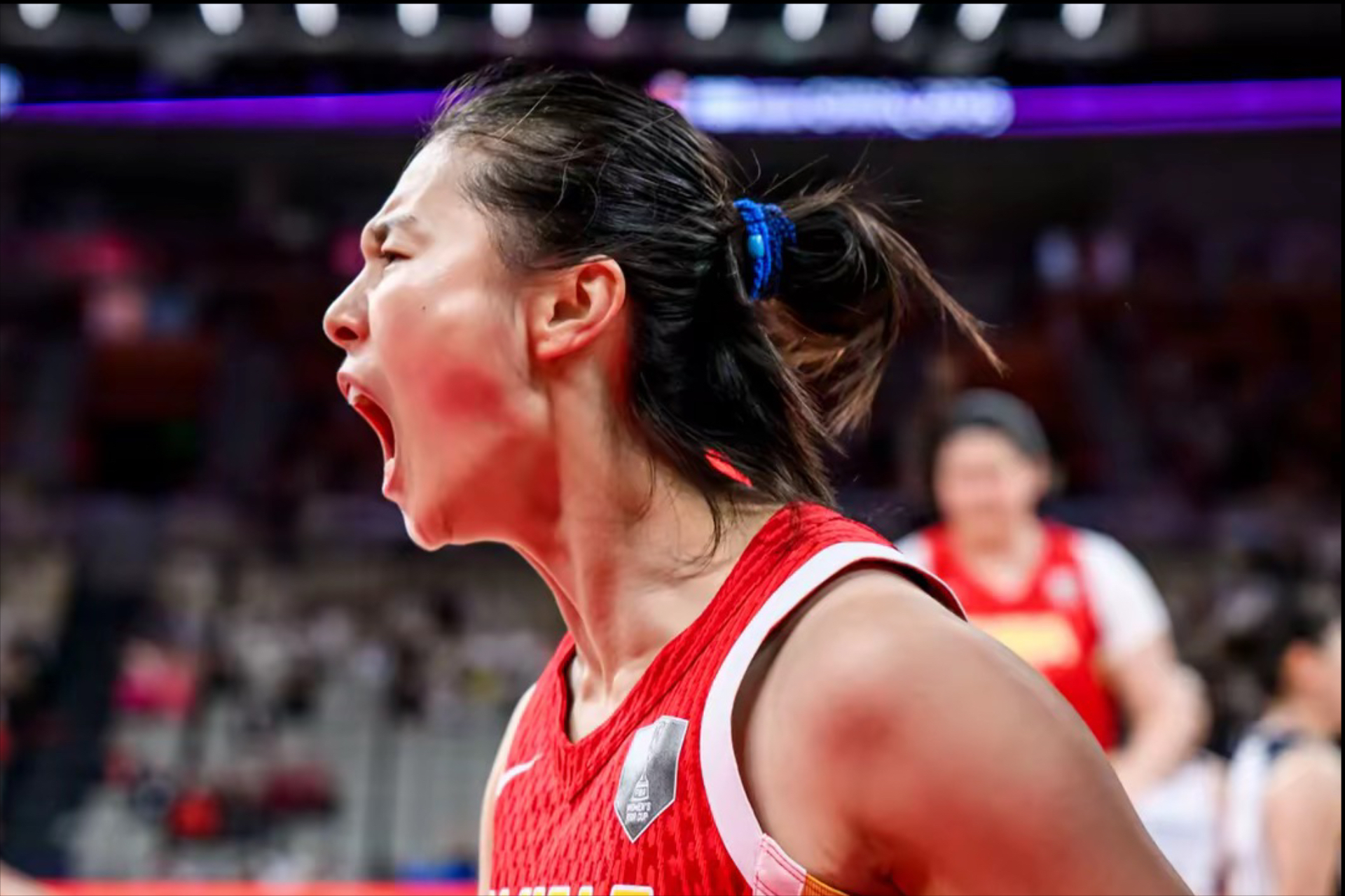 开云体育APP下载-女子排球半决赛：激情对决，选手誓夺冠军