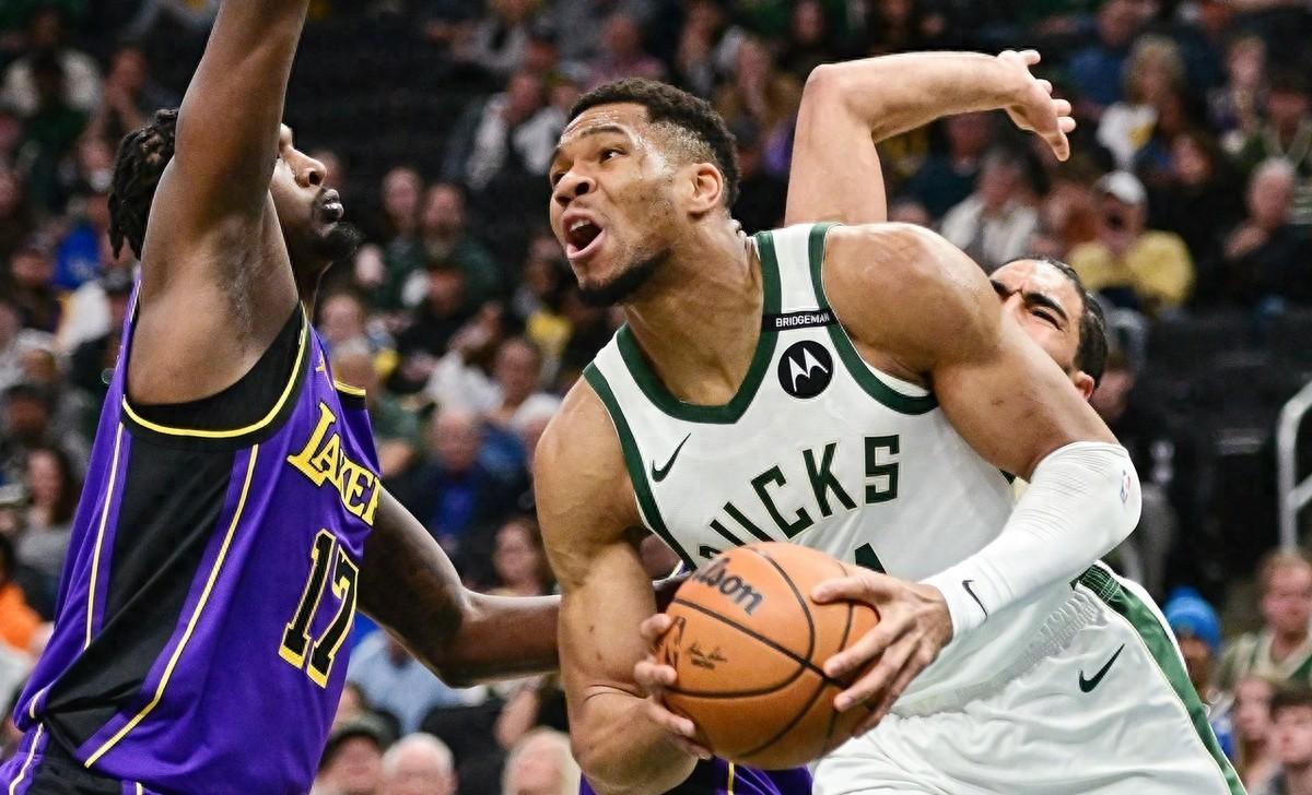 公牛力克湖人，字母哥制霸全场