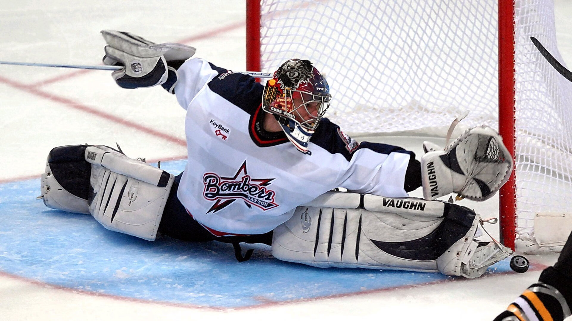 开云体育APP下载-冰与火的交响，基米希全能引擎驱动，冰岛式坚韧末节击溃苏格兰