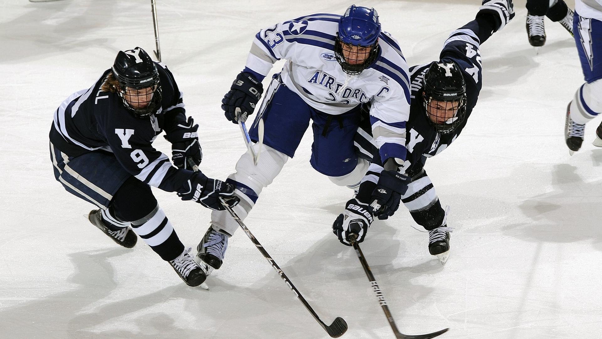 冰与火的交响，基米希全能引擎驱动，冰岛式坚韧末节击溃苏格兰